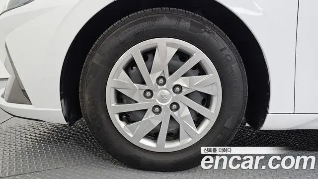 Hyundai The New Avante Hybrid 2021 — Şəkil 3/30