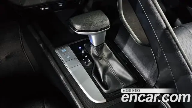 Hyundai The New Avante Hybrid 2021 — Şəkil 22/30