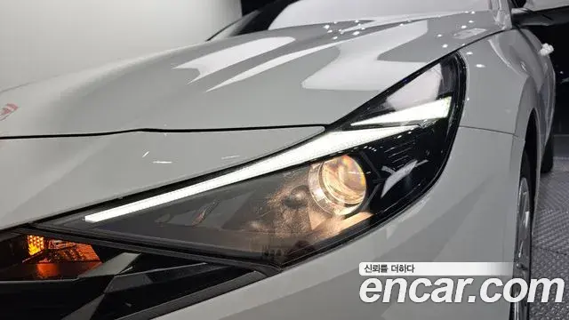 Hyundai The New Avante Hybrid 2021 — Şəkil 5/30