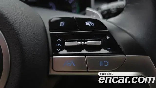 Hyundai Tucson Hybrid 2021 — ფოტო 13/20