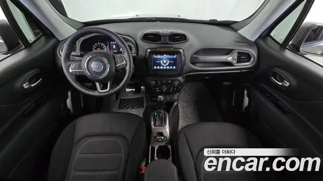 Jeep Renegade 2022 — Şəkil 19/32