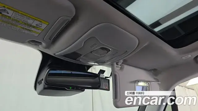 Jeep Renegade 2022 — Şəkil 30/32