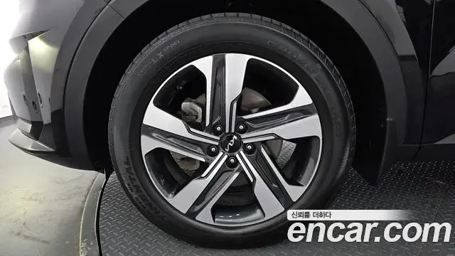 Kia Sorento 2022 — Фото 5/20