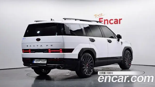Hyundai Santa Fe 2023 — Фото 2/20