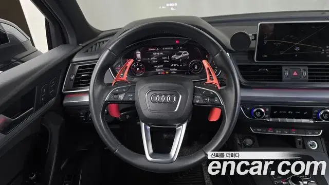 Audi Q5 2020 — Фото 14/20