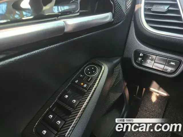 Kia Seltos 2021 — Photo 19/20