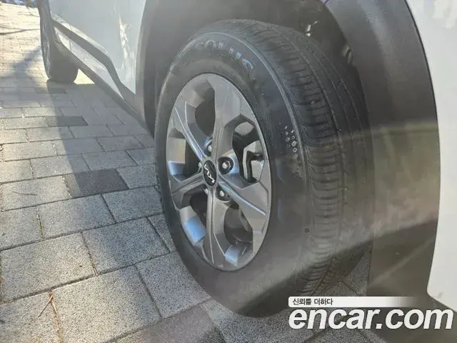 Kia Seltos 2021 — Photo 7/20
