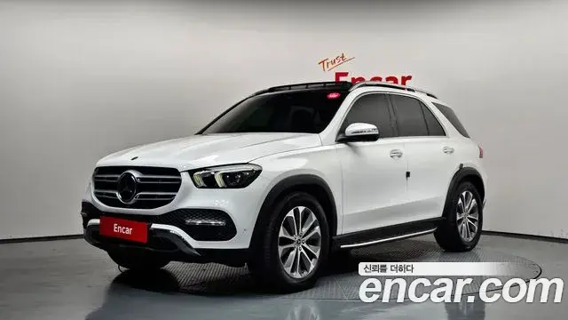Mercedes-Benz GLE-Class 2022 — Photo 16/20