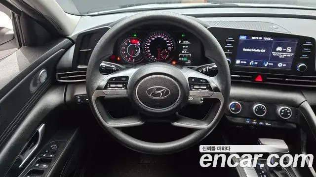 Hyundai Avante 2022 — Фото 13/20