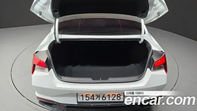 Hyundai Avante 2022 — Фото 16/20