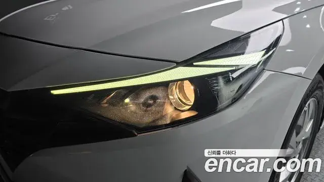 Hyundai The New Avante Hybrid 2022 — Şəkil 5/30