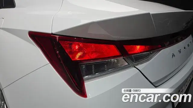 Hyundai The New Avante Hybrid 2022 — Şəkil 24/30