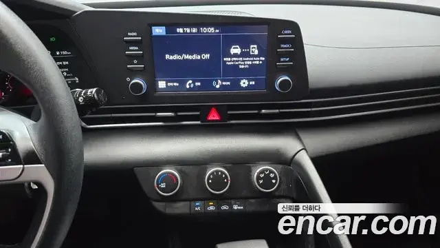 Hyundai The New Avante Hybrid 2022 — Şəkil 17/30
