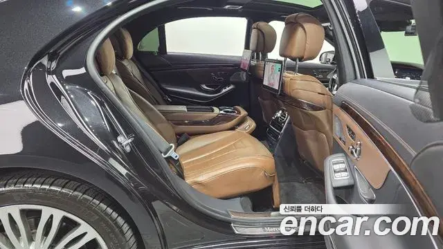 Mercedes-Benz S-Class 2019 — Фото 11/20