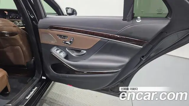 Mercedes-Benz S-Class 2019 — Şəkil 17/38
