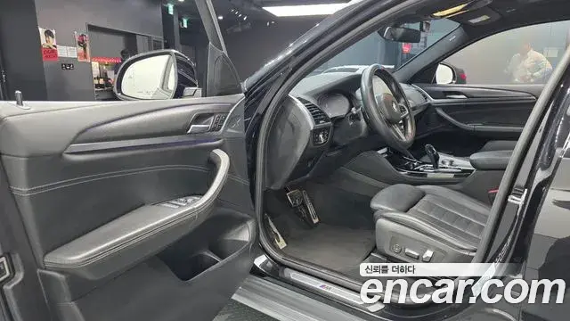 BMW X4 2021 — ფოტო 10/31