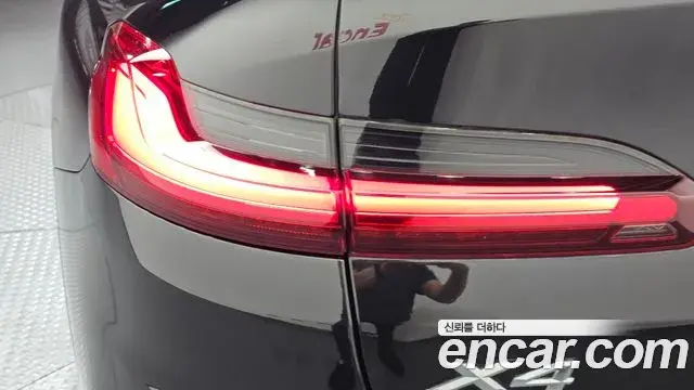 BMW X4 2021 — ფოტო 3/31