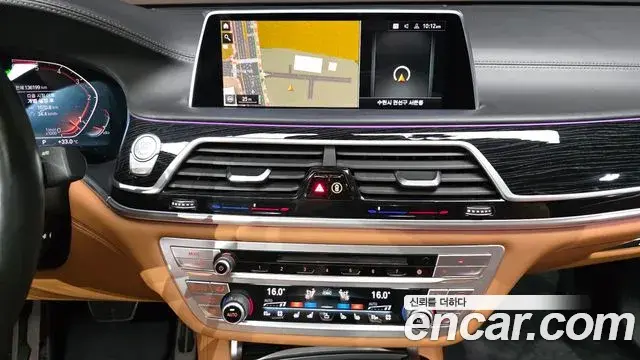 BMW 7 Series 2019 — Фото 13/20