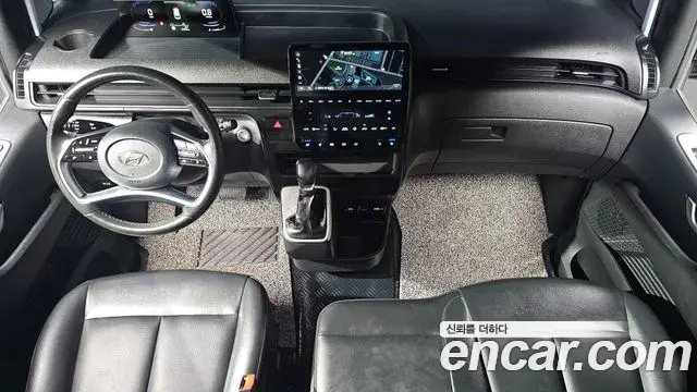 Hyundai Staria 2021 — Photo 29/31