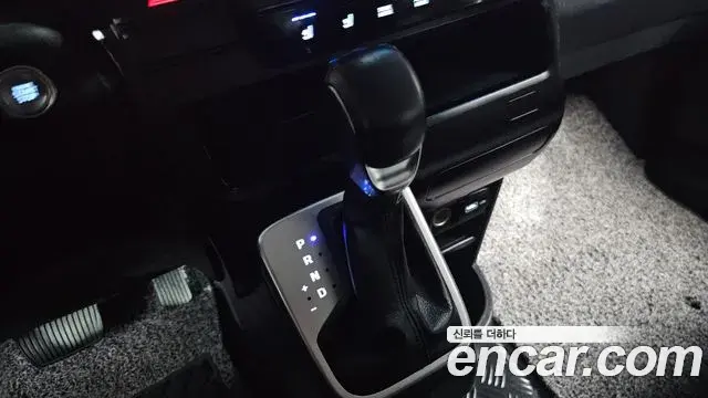 Hyundai Staria 2021 — Photo 3/31