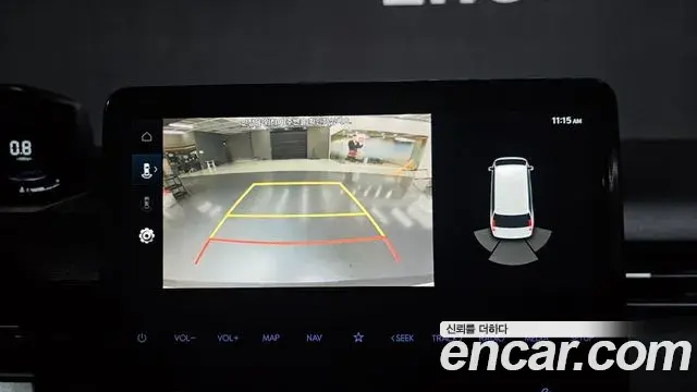Hyundai Staria 2021 — Photo 8/31