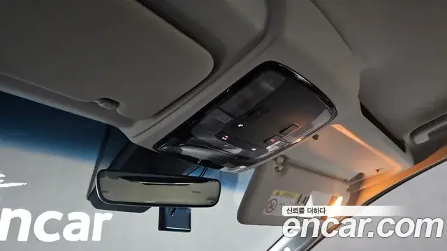 Hyundai Staria 2021 — Photo 17/31