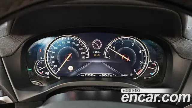 BMW X3 2019 — ფოტო 18/20