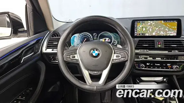 BMW X3 2019 — ფოტო 8/20