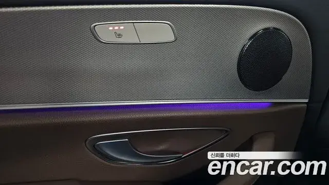 Mercedes-Benz E-Class 2018 — Фото 18/20