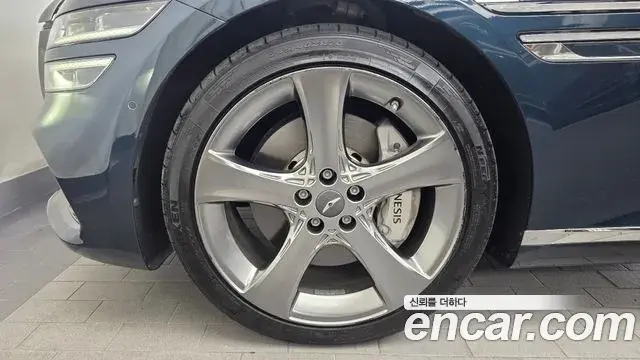 Genesis G80 2021 — Photo 30/37