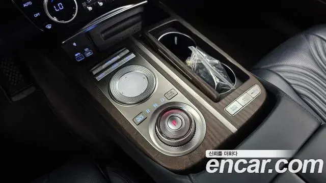 Genesis G80 2021 — Photo 24/37
