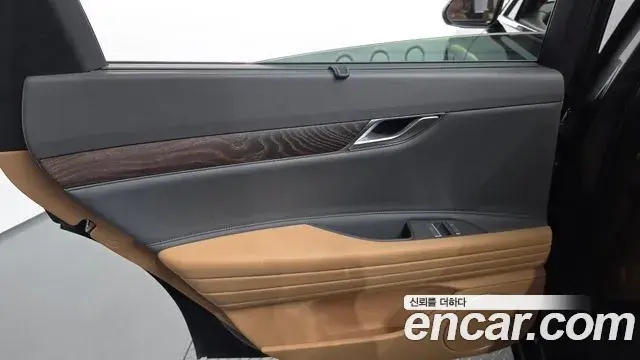 Genesis G80 2020 — Photo 13/37