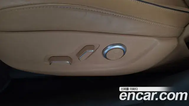 Genesis G80 2020 — Photo 24/37