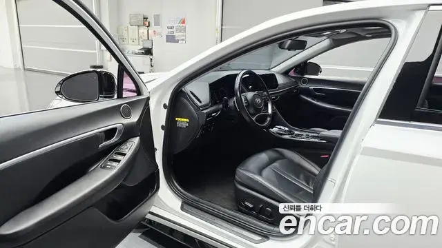 Hyundai Sonata 2019 — Фото 8/20