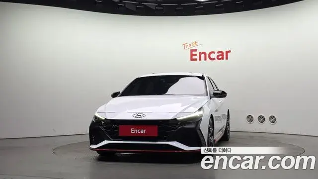 Hyundai The New Avante Hybrid 2022 — Photo 18/20