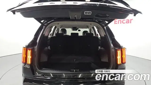 Kia Sorento 2020 — Photo 1/31
