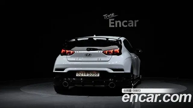 Hyundai Veloster 2019 — Şəkil 6/35