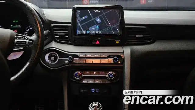 Hyundai Veloster 2019 — Şəkil 18/35