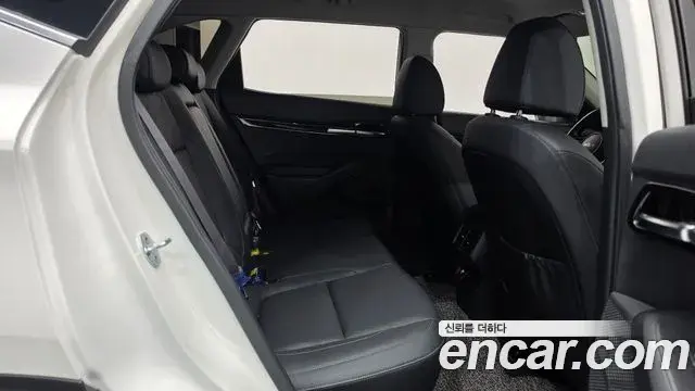 Kia Seltos 2022 — Şəkil 33/33