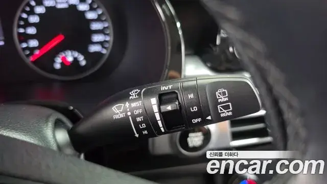 Kia Seltos 2022 — Şəkil 2/33