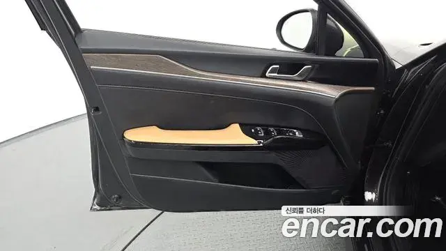 Kia K5 2021 — Photo 29/30