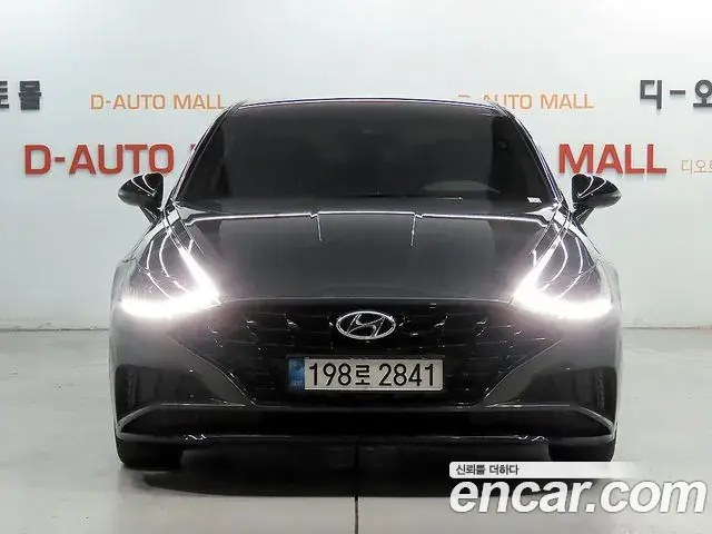 Hyundai Sonata 2022 — Фото 2/20