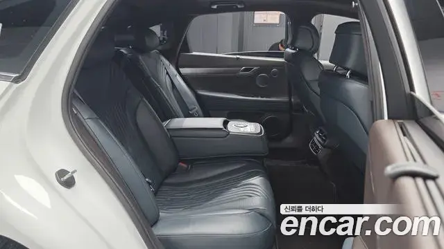 Genesis G80 2020 — ფოტო 13/20