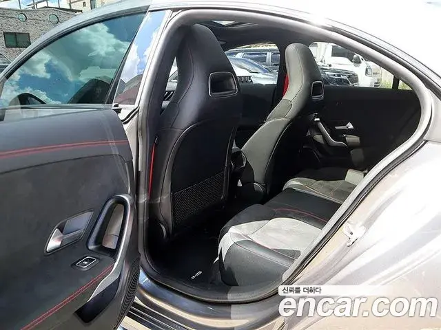 Mercedes-Benz CLA-Class 2020 — Photo 7/20