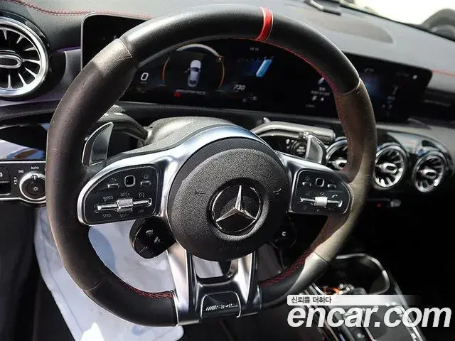 Mercedes-Benz CLA-Class 2020 — Photo 1/20
