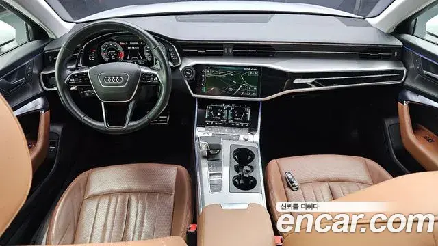 Audi A6 2020 — ფოტო 29/32