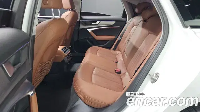 Audi A6 2020 — ფოტო 31/32