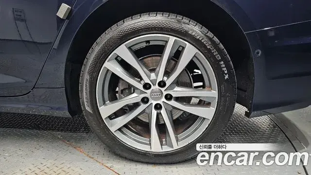 Audi A6 2020 — Şəkil 24/34