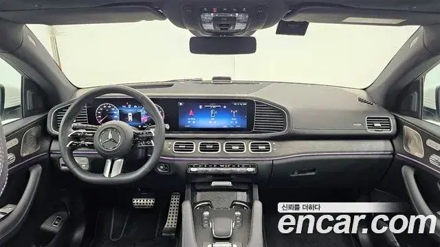 Mercedes-Benz GLE-Class 2025 — Фото 10/20