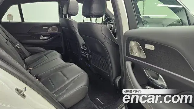 Mercedes-Benz GLE-Class 2025 — Фото 8/20